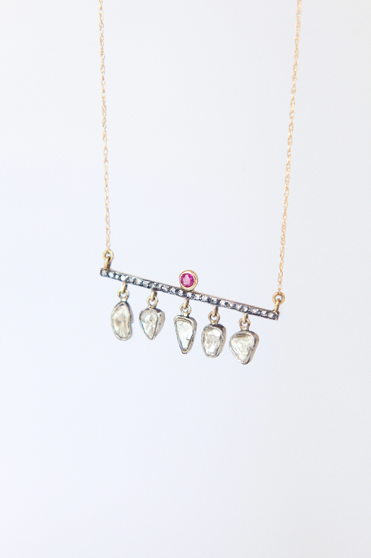 Flat diamonds bar necklace with ruby
